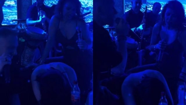 Viral το βίντεο με την Ελληνίδα που την πήρε ο ύπνος στα μπουζούκια