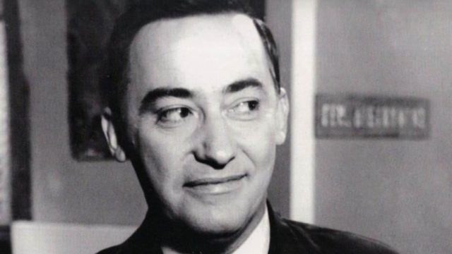 Σαν σήμερα, 20 Απριλίου 1999: Το ελληνικό θέατρο αποχαιρετά τον Νίκο Ρίζο