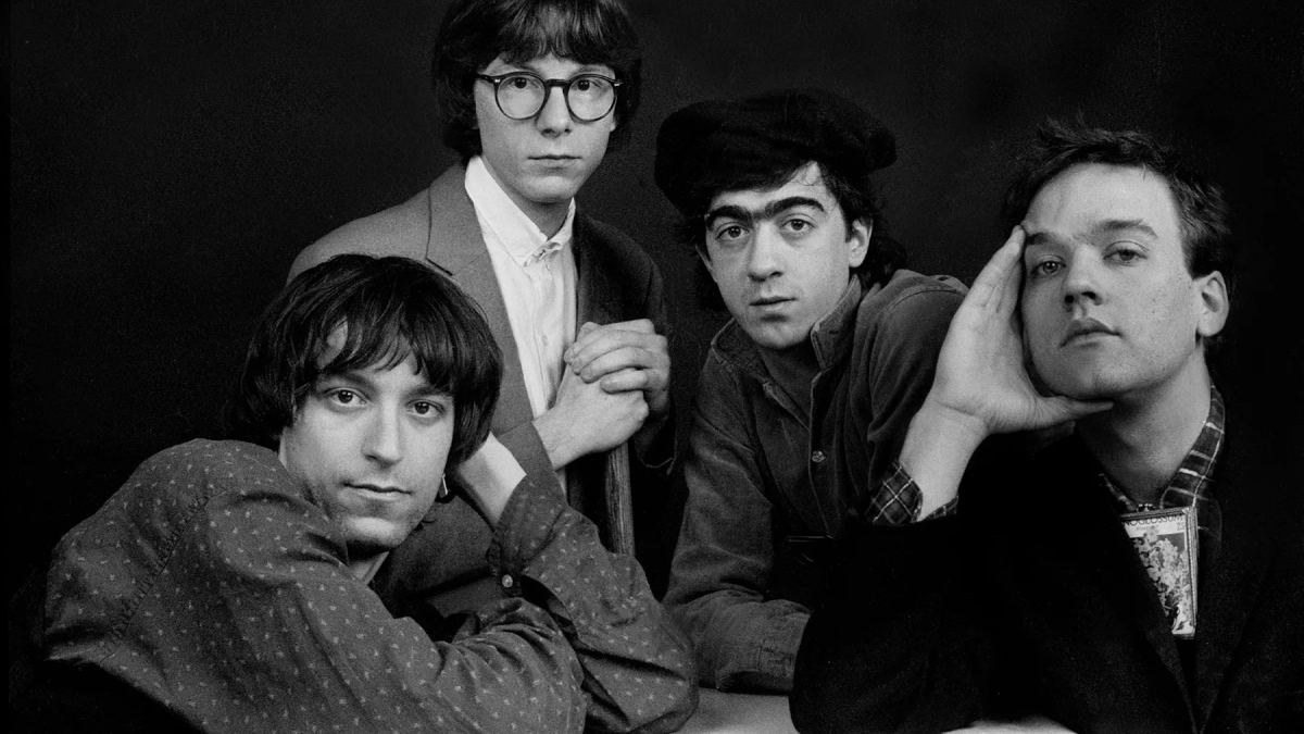 Σαν σήμερα, 19 Απριλίου 1980: Οι R.E.M. δίνουν την πρώτη συναυλία της καριέρας τους ενώπιον 150 θεατών – Η συναυλία θα διακοπεί από την αστυνομία