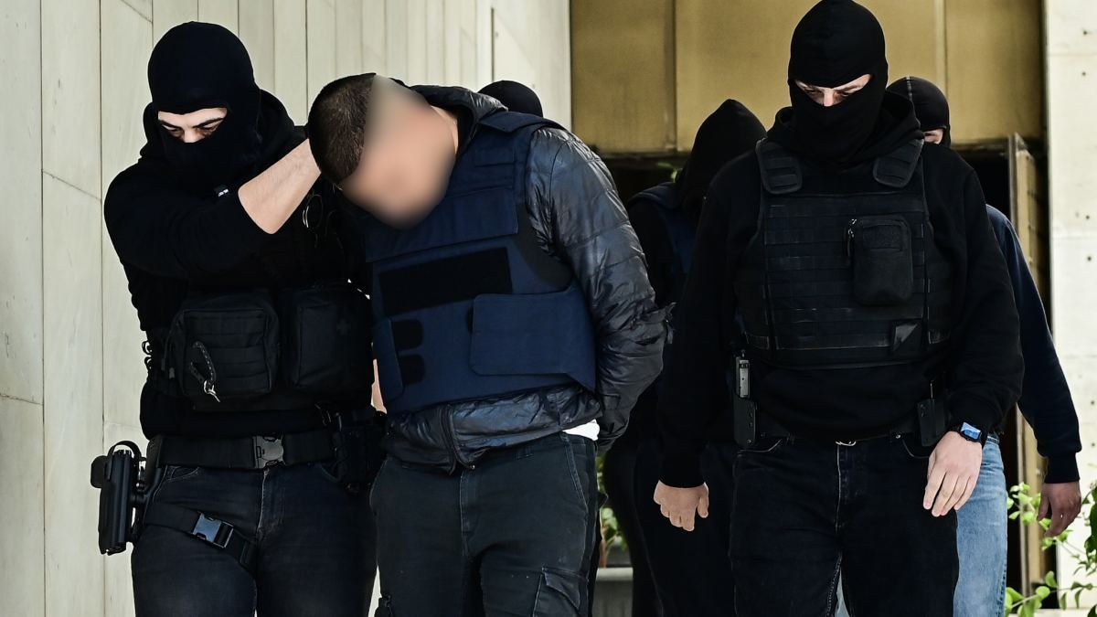 Αντιδράσεις για την ανάρτηση Κουβελιώτη – Πώς φτάσαμε στο φονικό στον Άγιο Δημήτριο