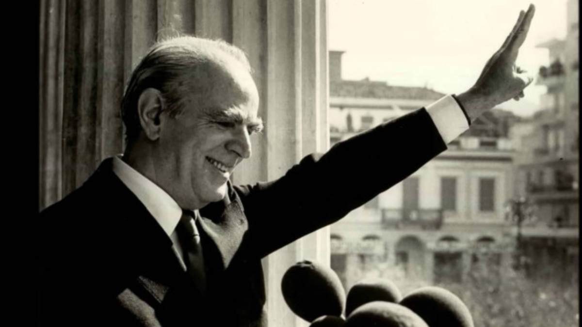 Ο Καραμανλής αναδείχθηκε σε κεντρική πολιτική μορφή μετά τον Β’ Παγκόσμιο Πόλεμο