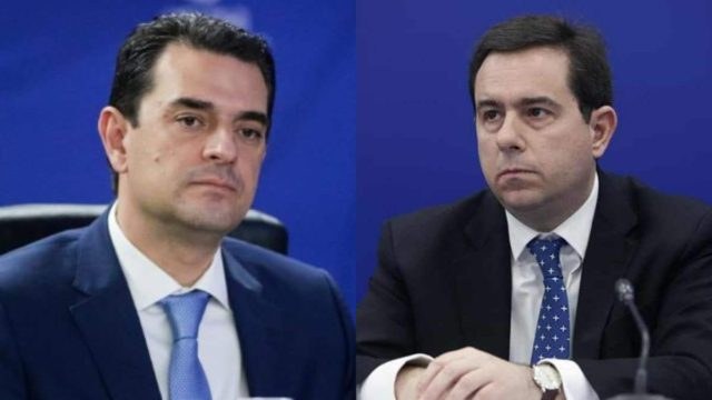 Ντόμινο εξελίξεων στην κυβέρνηση: Παραιτήθηκαν Σκρέκας και Μηταράκης