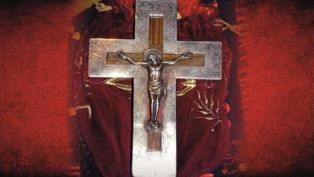 Πού βρίσκεται σήμερα ο Τίμιος Σταυρός που σταυρώθηκε ο Χριστός και για ποιο θαύμα μιλά η Εκκλησία;