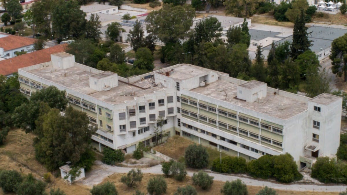 Σοκ στο Δαφνί: 57χρονος τρόφιμος σκότωσε 46χρονο μέσα στο ψυχιατρείο