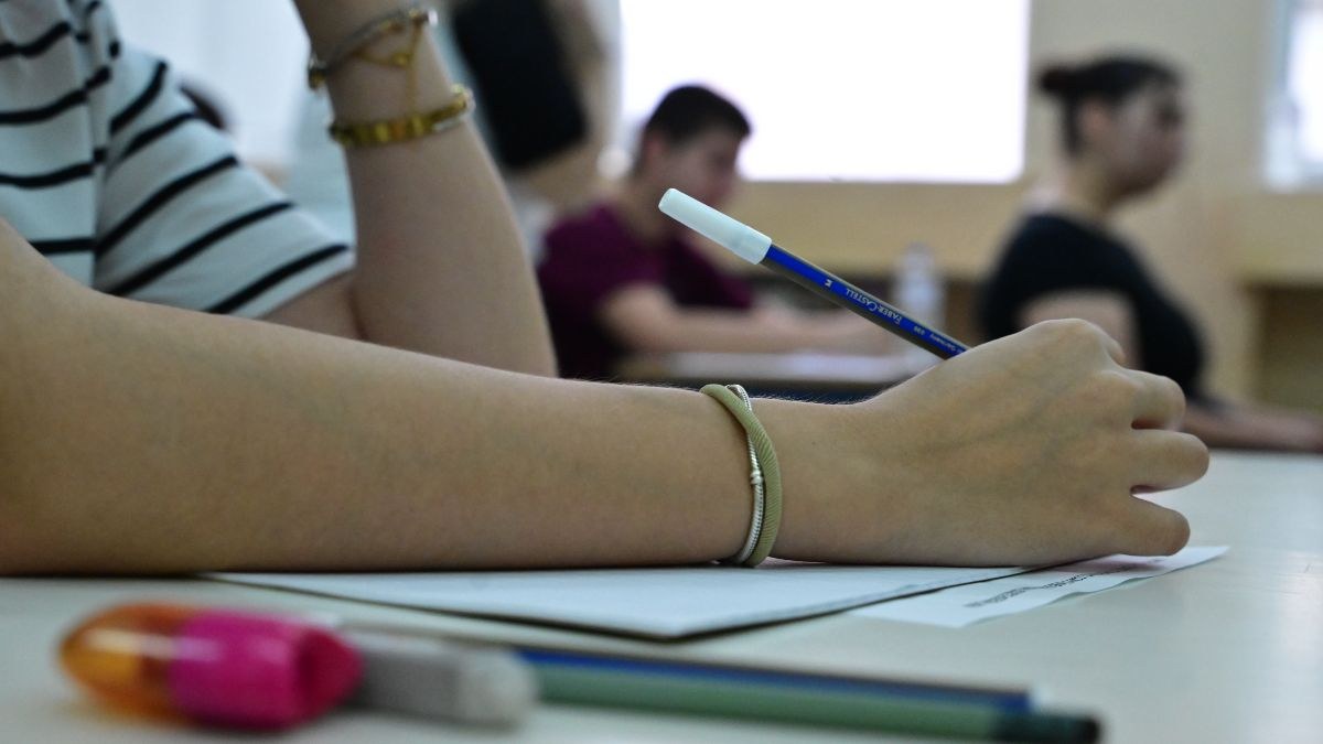 Πανελλήνιες 2026: Αυτά είναι τα θέματα στη Νεοελληνική Γλώσσα