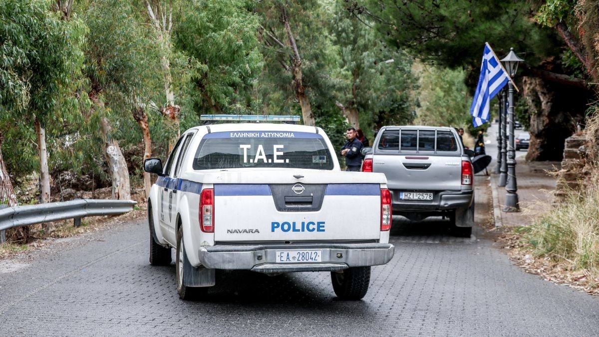 Πώς θείος και ανίψια άρπαζαν περιουσίες και ξυλοκοπούσαν ακόμα και συγγενείς τους