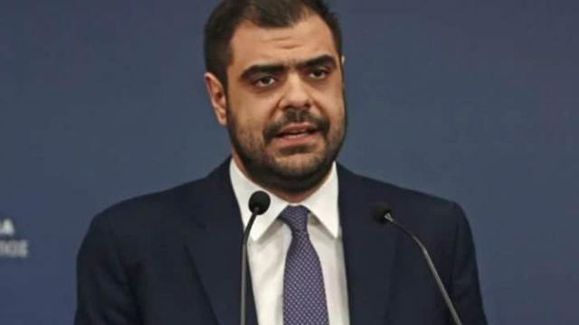 Μαρινάκης: Τι απαντά για το επίδομα ανεργίας και το «2 μήνες και πάπαλα» – Αναφορά και στα καύσιμα