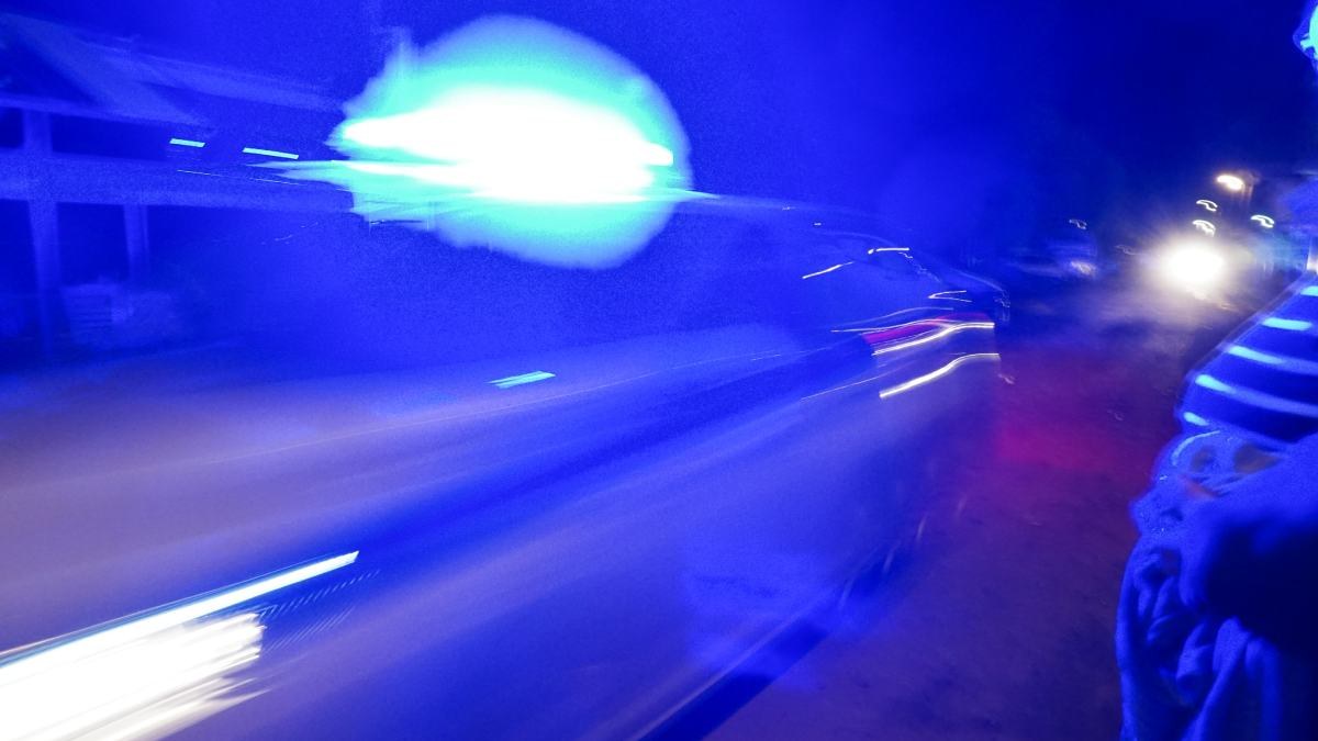 Απίστευτη διάρρηξη στη Νίκαια: Ληστής άνοιξε κατάστημα περιποίησης νυχιών με καπάκι από φρεάτιο