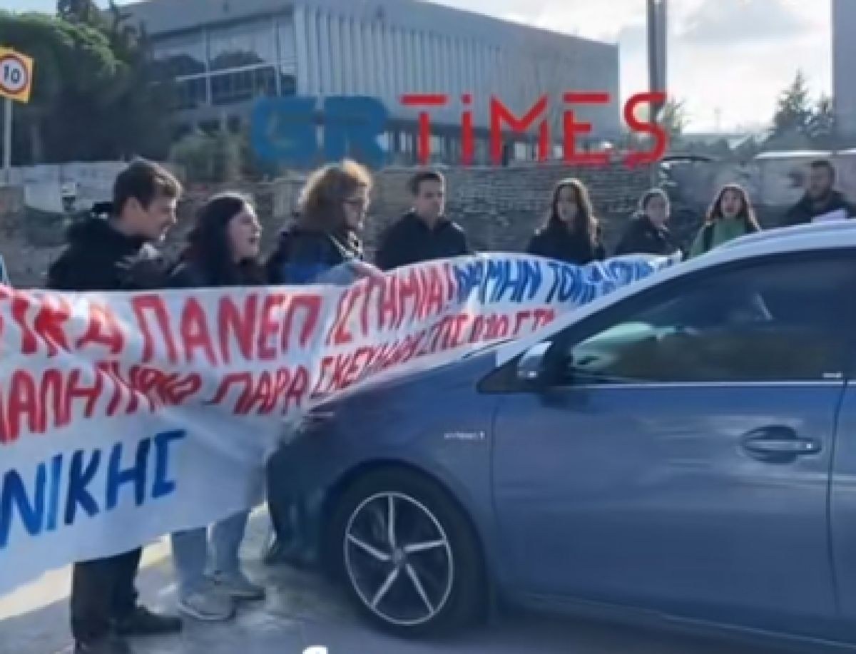 Σοκ από τον τσακωμό στον δρόμο