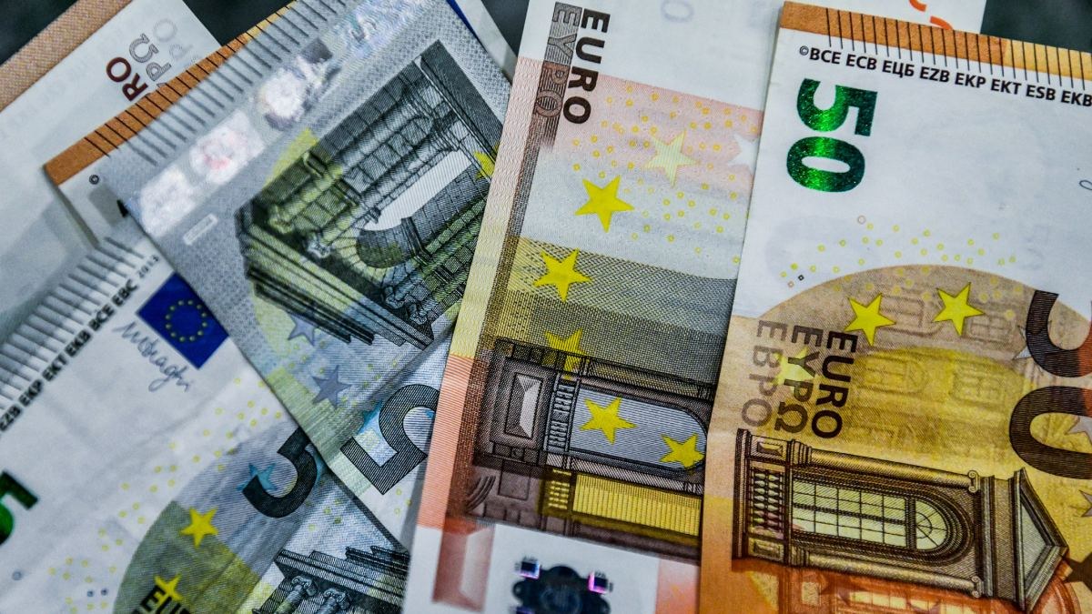 Οικονομική βοήθεια 150 ευρώ: Όλα τα δικαιολογητικά που χρειάζονται