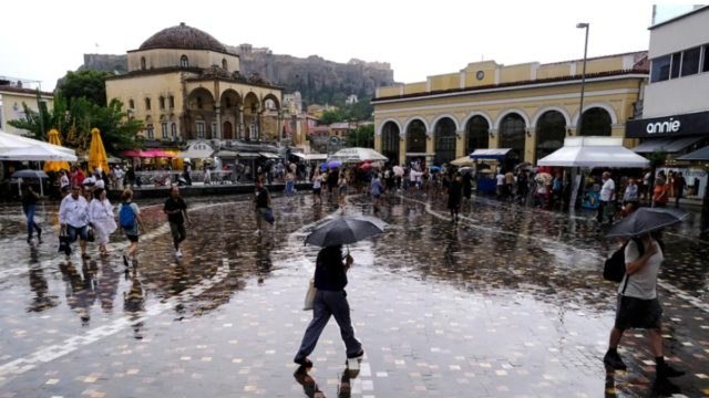 Καιρός σήμερα: Άστατος ο καιρός με βροχές, καταιγίδες και ισχυρούς ανέμους – Τι λένε οι Μαρουσάκης, Μάλεση