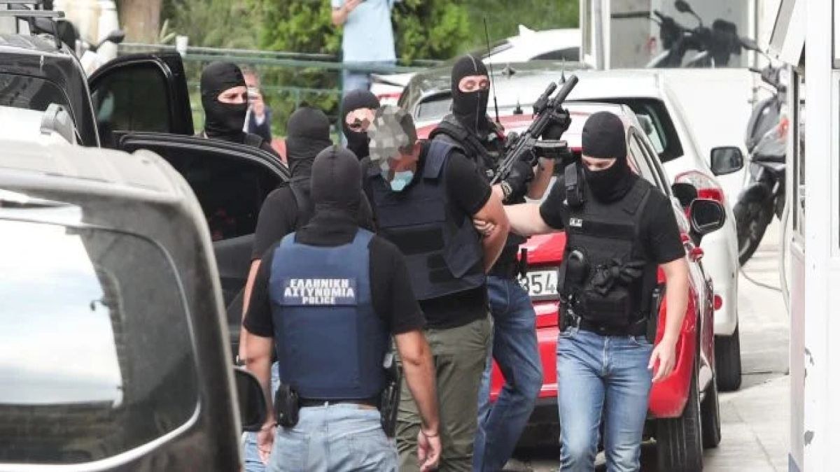Marfin: Νέα στοιχεία στην έρευνα της ΕΛ.ΑΣ. για τον εντοπισμό του δράστη των φονικών μολότοφ