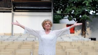 Ανατροπή με την κηδεία της Μάρως Κοντού: Τι αλλάζει – Η συγκινητική τελευταία επιθυμία της για τα παιδιά