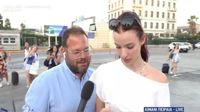 Σουρεάλ σκηνικά στον Πειραιά: Ο δημοσιογράφος του ΣΚΑΪ, Λευτέρης Θεοδωρακόπουλος, αντάλλαξε social media ζωντανά με ταξιδιώτισσες προς Νάξο!