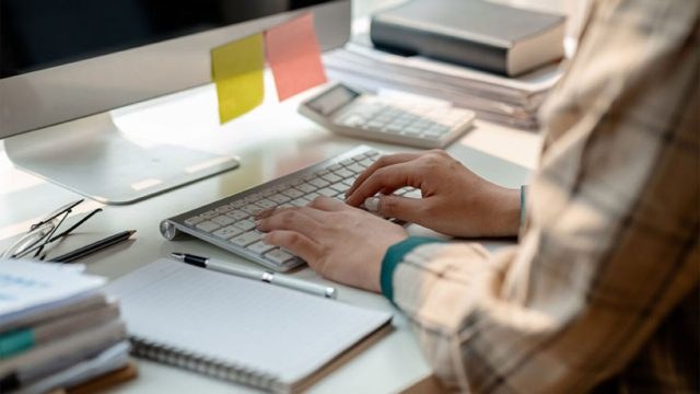 Αυξήσεις μισθών από το 2027: Ποιοι εργαζόμενοι παίρνουν έως 10%