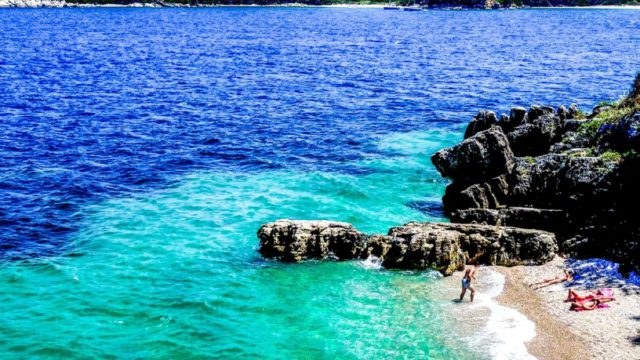 Καιρός σήμερα 27/8: Κορυφώνεται η ζέστη – Ισχυροί βοριάδες σε Αττική, Θεσσαλονίκη και νησιά