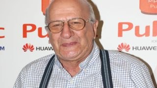 Αντώνης Πανούτσος: Κρίσιμες ώρες στη ΜΕΘ – Νοσηλεύεται διασωληνωμένος, η κατάσταση της υγείας του