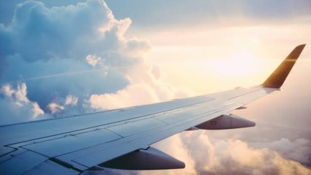 Σοκ σε πτήση για Θεσσαλονίκη: 57χρονος έβαλε πορνό στο κινητό του και άρχισε να αυνανίζεται μπροστά στους επιβάτες