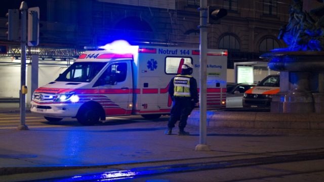 Πυροβολισμοί με «πολλά θύματα» σε rave party με παρέμβαση της αστυνομίας
