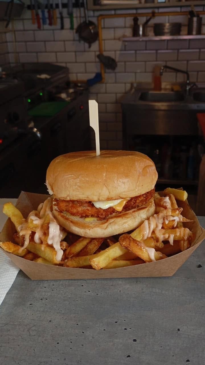 3 Peat- Burger