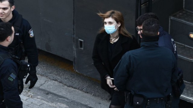 Κάθε κατεργάρης στον πάγκο του: Η Πισπιρίγκου διαγνώστηκε με νέα αρρώστια μεγαλύτερη από αυτήν της ψυχής της και γίνεται χαμός στα σχόλια για θεία δίκη!