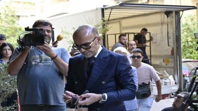 Ο τιμοκατάλογος φωτιά της κλινικής όπου πέθανε ο Μαζωνάκης: Τιμή εκκίνησης τα 300 ευρώ της επίσκεψης έως θεραπείες χιλιάδων ευρώ