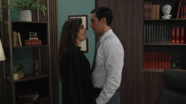 «Αντώνιος & Κλεοπάτρα»-Τι θα δούμε αποψε: Άγριος καγάς μετά το χαστούκι, εκδικητικές ειρωνείες και μια κρυφή επικοινωνία που αλλάζει τα πάντα