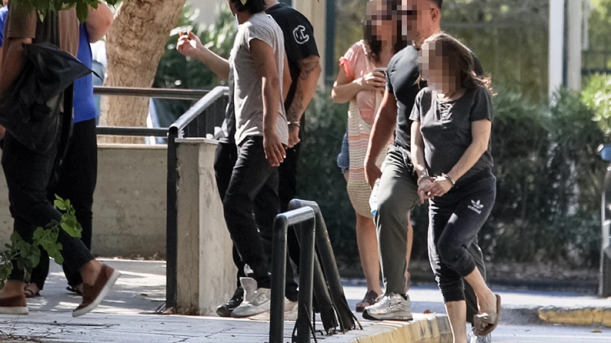 Νεκρό βρέφος στην Κυψέλη: «Δεν είναι δολοφόνοι, αλλά κακοί γονείς», λέει ο συνήγορος