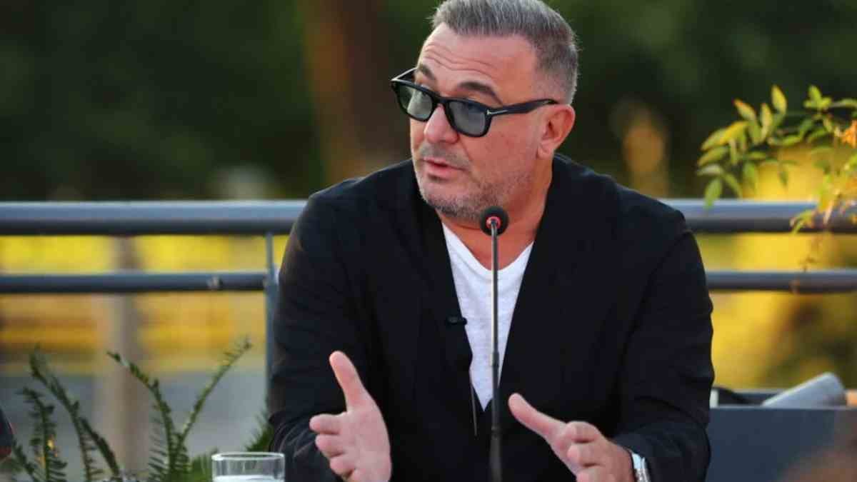Αντώνης Ρέμος: Η ένταση πριν από τη μεγάλη συναυλία – «Επέστρεψα στη Θεσσαλονίκη με σφιγμένη την καρδιά»