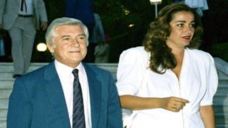 Λυγίζει η Ντόρα Μπακογιάννη για τον Παύλο της: «Μας λείπεις το ίδιο»
