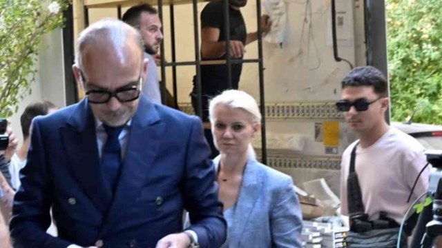 «Αδειάζαμε το πλάσμα στην τουαλέτα και τη ντουζιέρα»: Η αποκαλυπτική μαρτυρία πρώην εργαζόμενης για τον Μαζωνάκη