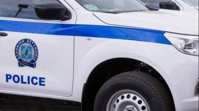 Έδιωξαν μάνα και 12χρονη από το σπίτι τους: «Την κυνηγούσαν και της πετούσαν πέτρες» περιγράφουν οι γείτονες