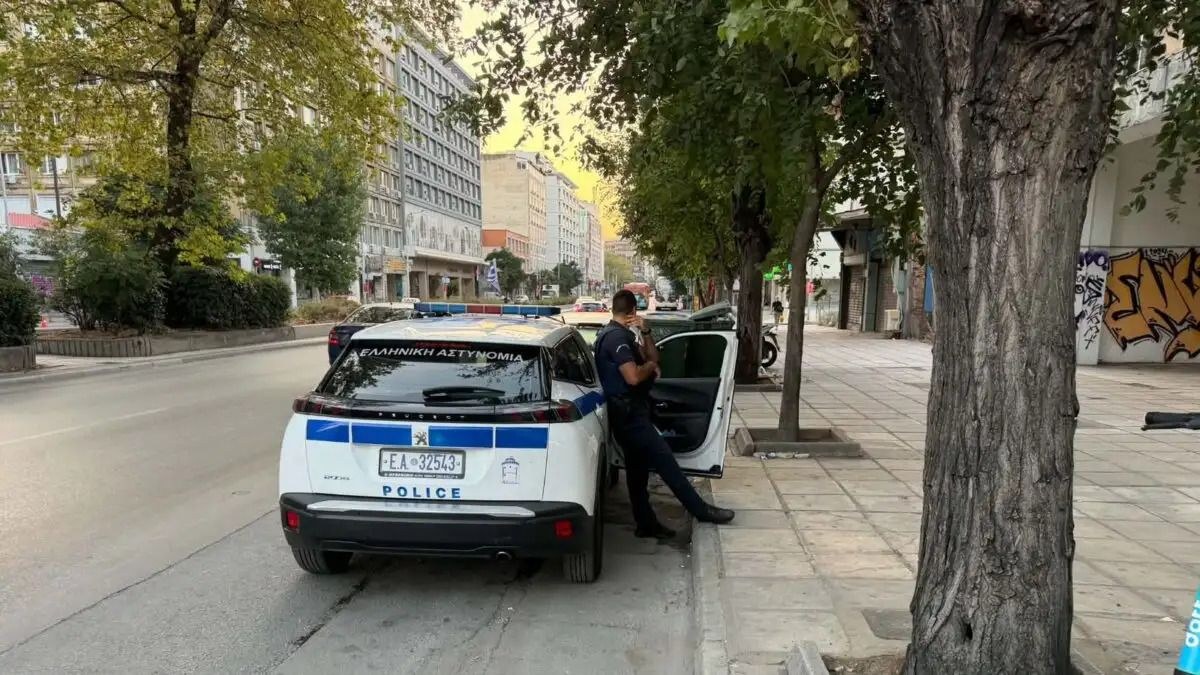 Σοκ με την πτώση της 13χρονης στη Θεσσαλονίκη: Μία 35χρονη βρισκόταν στο ίδιο δωμάτιο μαζί με τους δύο Αφγανούς