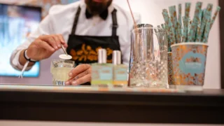 H καρδιά της παγκόσμιας μπαρ σκηνής χτυπά στην Αθήνα: Επιστρέφει το Athens Bar Show 2026 – Όλα όσα πρέπει να γνωρίζετε για τη μεγάλη γιορτή του bartending