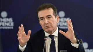 Μιχάλης Χρυσοχοΐδης: Νέα διάταξη για να σταματήσει η ενοικίαση διαμερισμάτων σε δεκάδες αλλοδαπούς – «Θα τους πετάξουμε έξω»