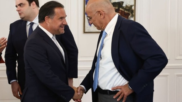 Άδωνις Γεωργιάδης: Τα συγχαρητήρια στον Νίκο Δένδια για το μήνυμά του κατά του καρκίνου του μαστού