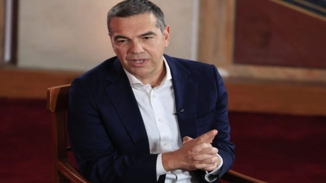 Τσίπρας: Όταν το ηλεκτρικό καλώδιο έγινε… τηλεπικοινωνιακό