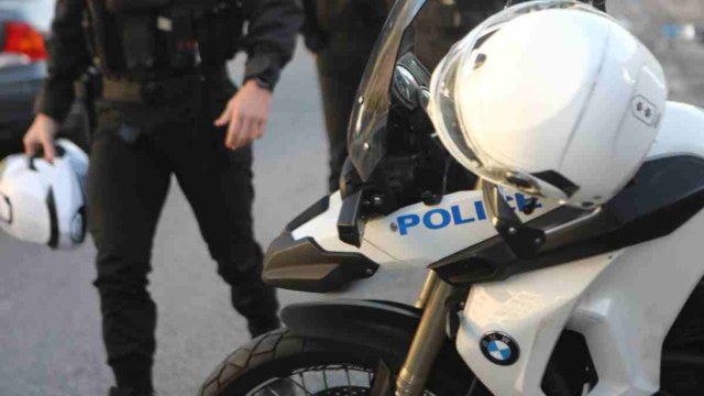 Αναστάτωση στον Πειραιά: Βρέθηκε τμήμα όλμου στην οδό Δραγατσανίου – Διακόπηκε η κυκλοφορία