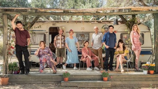 Κάμπινγκ – Ένα μυστικό απειλεί να τινάξει τα πάντα στον αέρα για Γιώτα και Λουκά