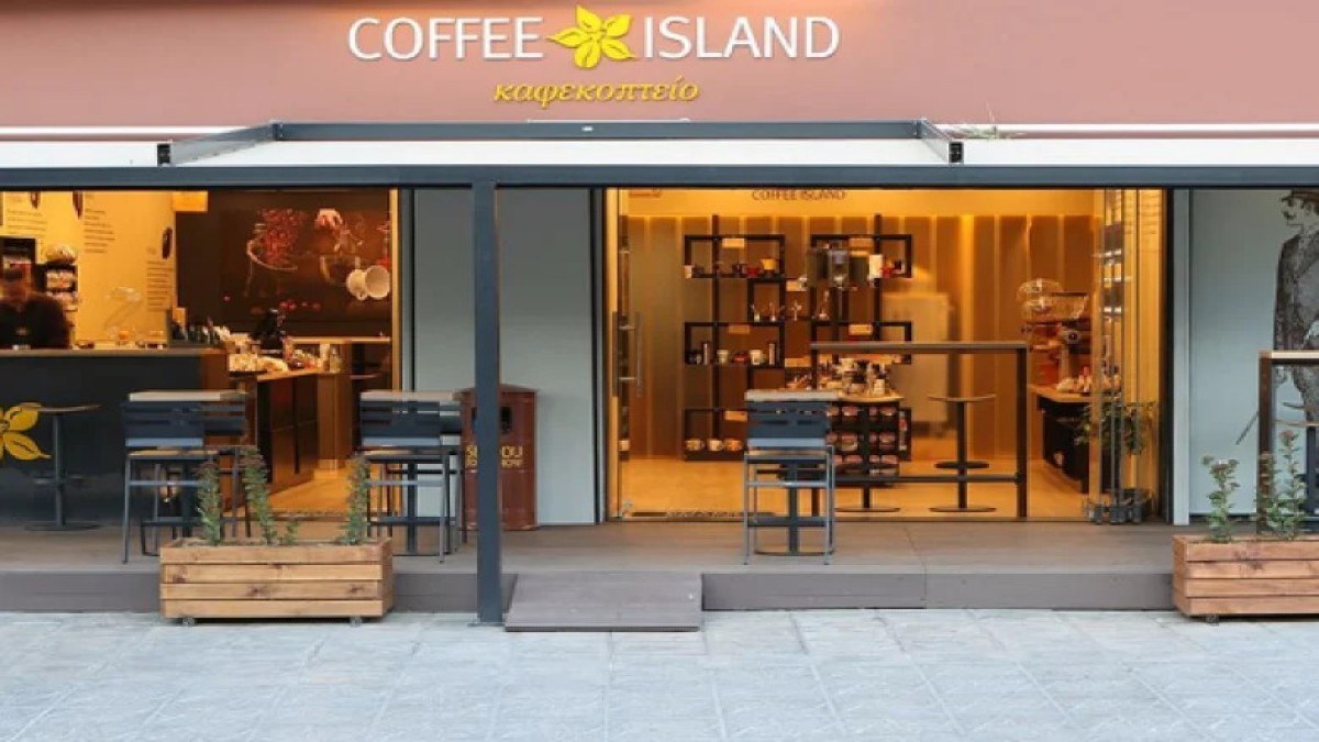 Coffee Island: Τι θα γίνει με τα 450 καταστήματα μετά την προφυλάκιση Λιόλιου – Η επίσημη ανακοίνωση