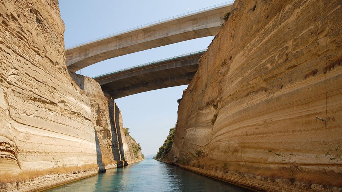 Μια εκδρομή στην Αρχαία Κόρινθο αρκεί για να νιώσεις ότι ταξίδεψες αιώνες πίσω