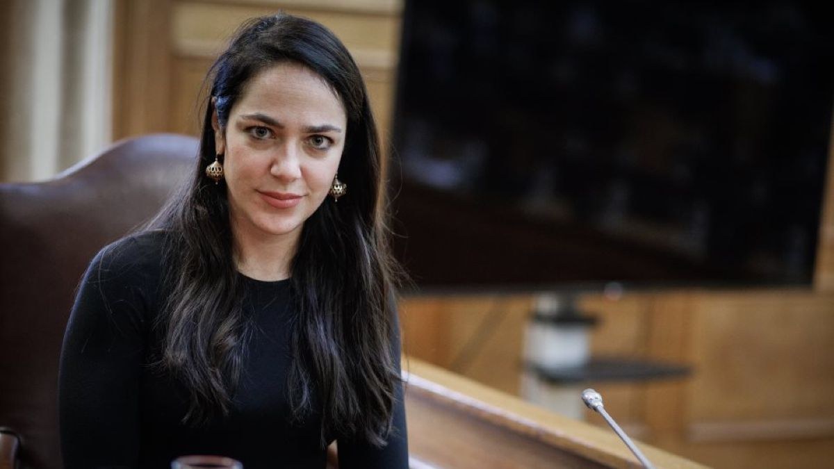Δόμνα Μιχαηλίδου για την καμπάνια με τους δικαιούχους επιδομάτων: «Κόστισε μηδέν ευρώ. Δεν τους βάλαμε με το ζόρι να συμμετάσχουν»