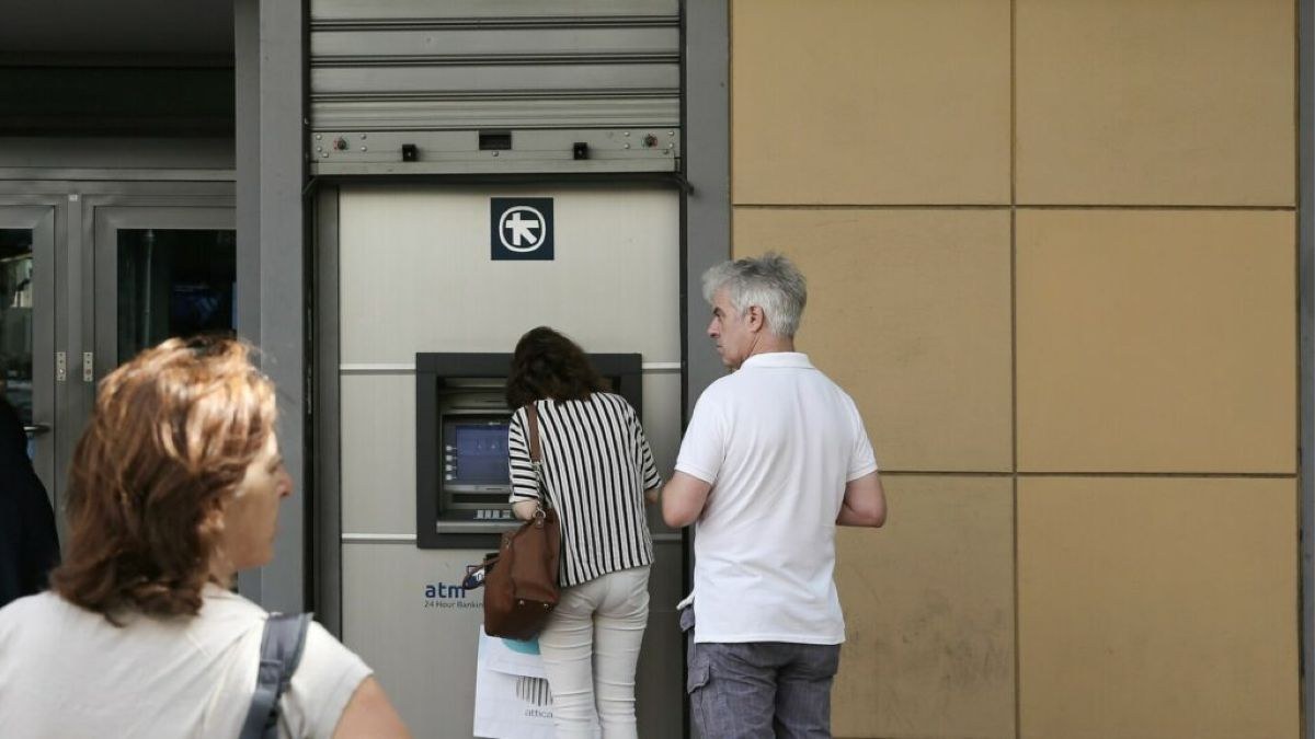 Επιδόματα και συντάξεις: Έρχεται μπαράζ πληρωμών – Ποιοι θα δουν χρήματα στους λογαριασμούς τους