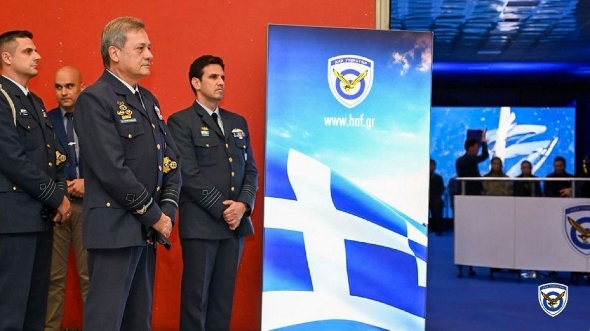 F-16 και F-35 στο Μετρό Συντάγματος: Η εμπειρία που φέρνει την Πολεμική Αεροπορία στην καρδιά της Αθήνας