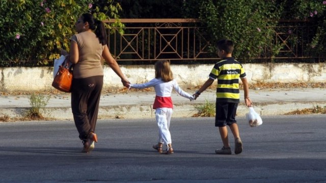Εργαζόμενοι γονείς: Οι αλλαγές στη γονική άδεια που δεν πρέπει να αγνοήσουν
