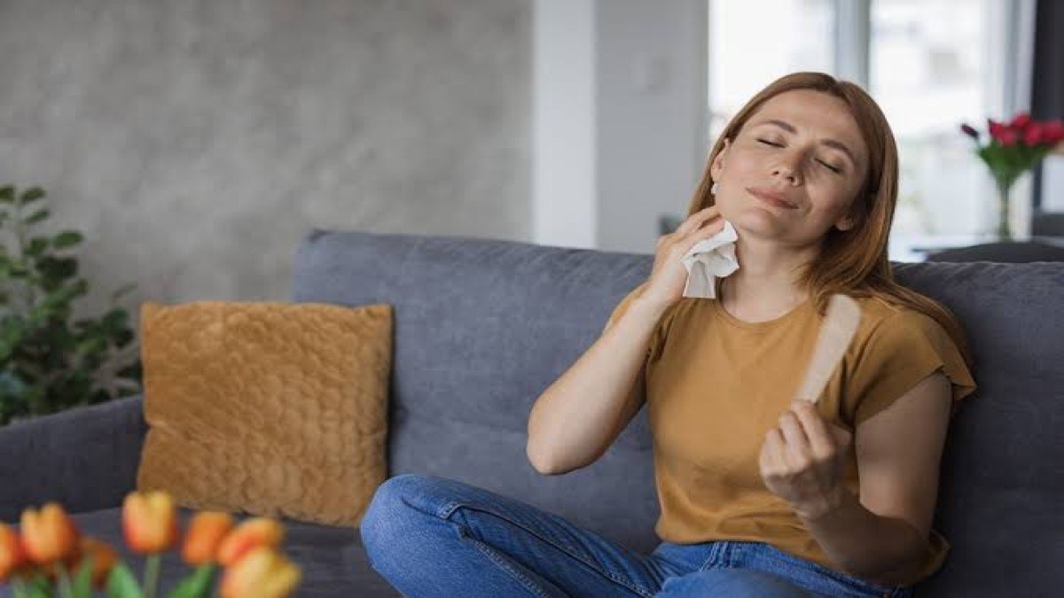 Εμμηνόπαυση και προλακτίνη: Η ορμόνη που δεν πρέπει να αγνοούμε μετά τα 45