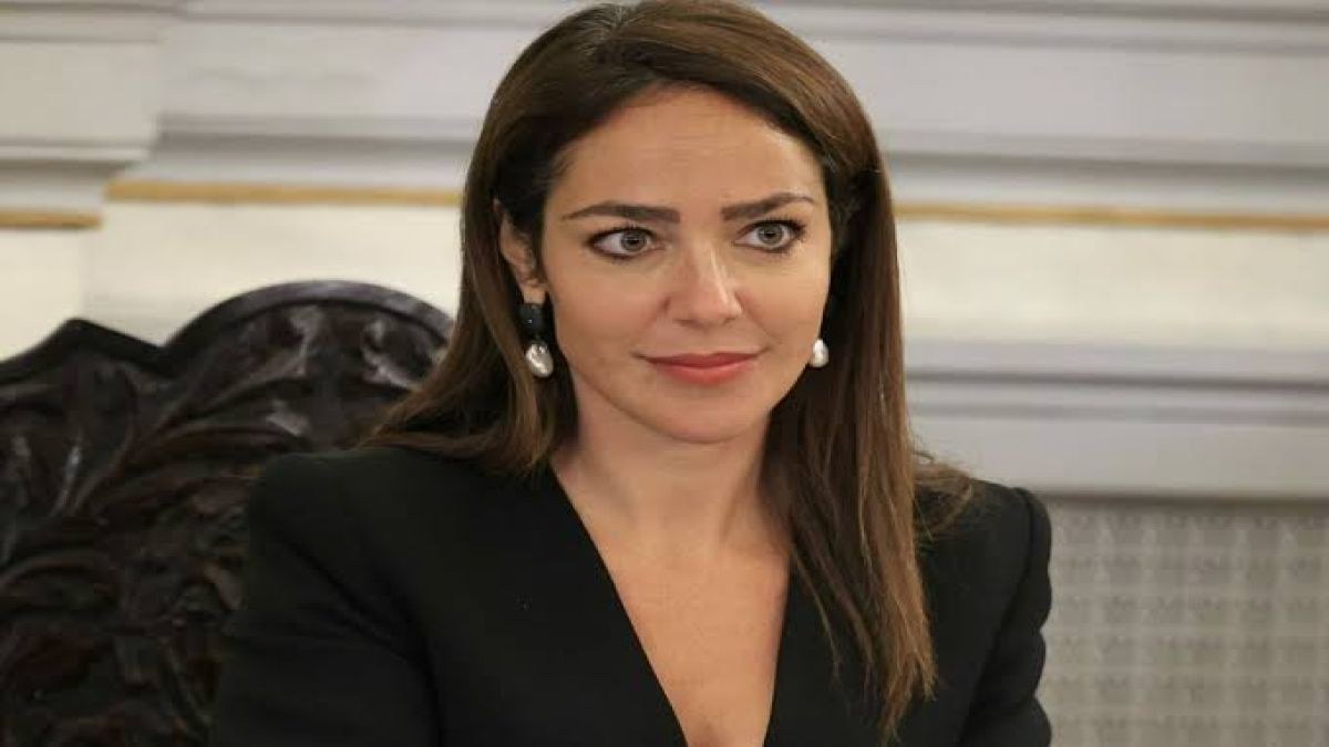 Δόμνα Μιχαηλίδου: «Μηδενικό το κόστος της καμπάνιας» – Τι απαντά στις επικρίσεις