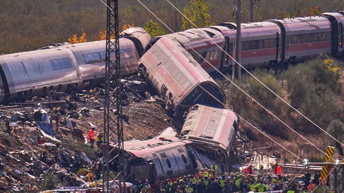 Συλλυπητήρια από το ελληνικό Υπουργείο Εξωτερικών για τη σιδηροδρομική τραγωδία στην Ισπανία – Στους 64 οι νεκροί
