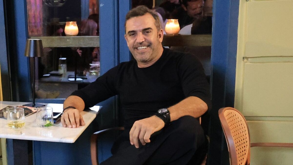 Στέφανος Κωνσταντινίδης: Από τη «Super Κατερίνα» στη Βουλή – Υποψήφιος με το ΠΑΣΟΚ ο συνεργάτης της Καινούργιου