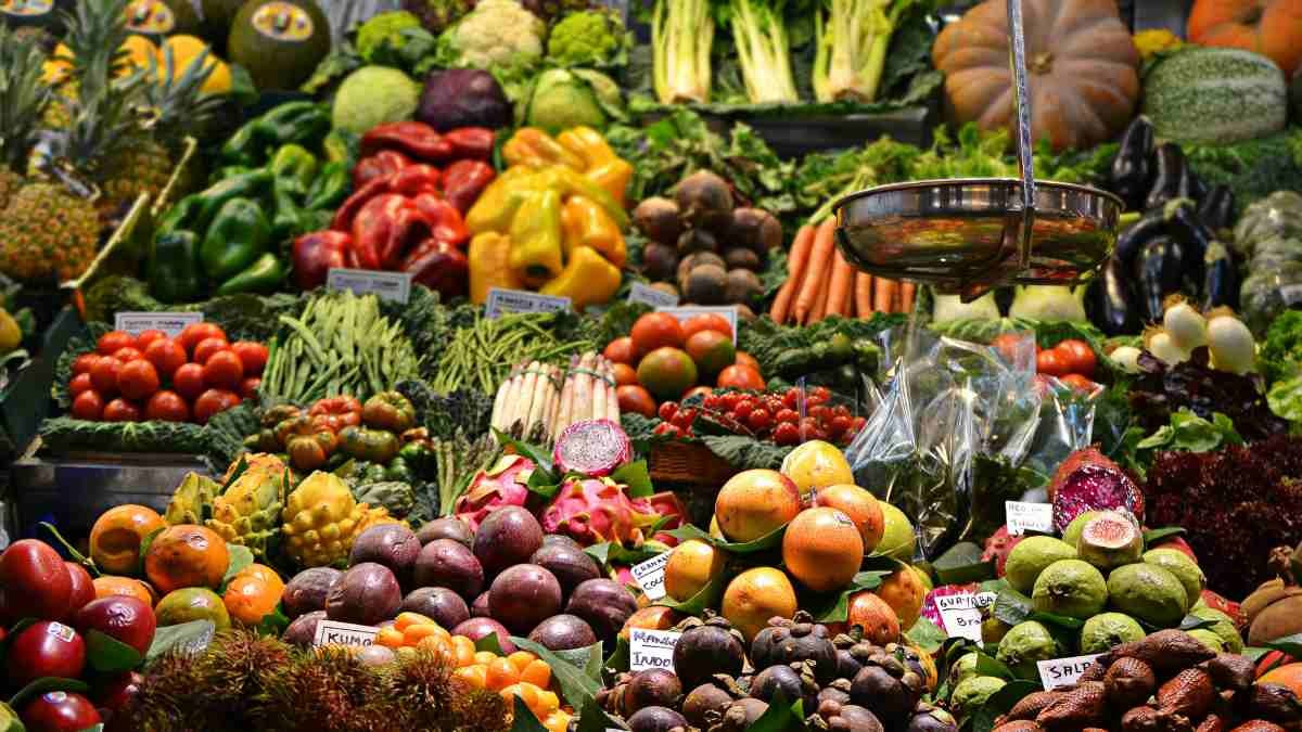 Όταν τα λαχανικά γίνονται επικίνδυνα: 5 τροφές που κρύβουν τοξικές παγίδες